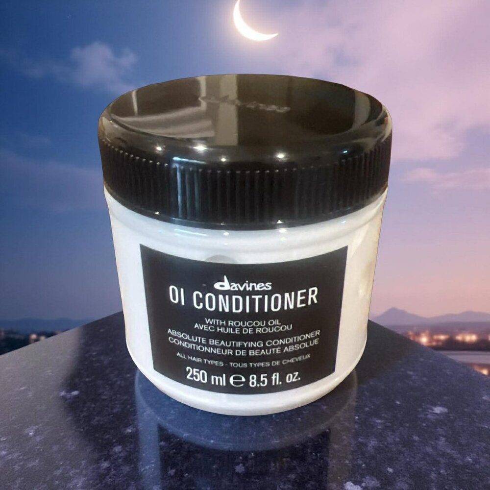 Davines Oi Conditioner 8.5 oz
